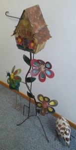 lot 39 image: Outside metal dcor (4).