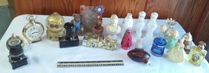 lot 52 image: Avon Collectibles and More.
