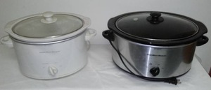 lot 54 image: Crock Pots (2)