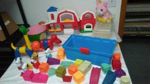 lot 72 image: Toys and Collectibles