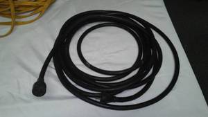 lot 84 image: 102 Extension Cord. 25 Feet