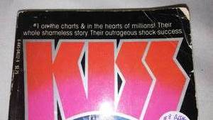 lot 125 image: Kiss book 1978 Robert Duncan First Edition.