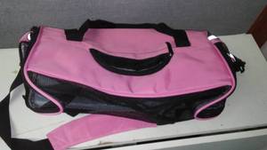 lot 148 image: Pet carrier
