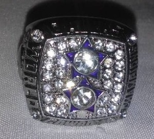 lot 156 image: 1977 Dallas Cowboys super Bowl Ring. Mens 11.