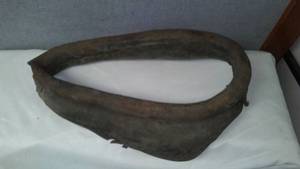 lot 163 image: Vintage Horse Collar. Leather