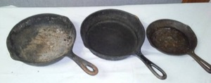 lot 190 image: Cast Skillets (3)