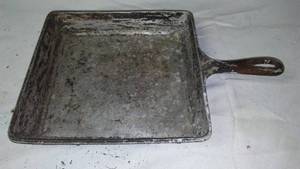 lot 196 image: Vintage Cast Aluminum skillet. WOW
