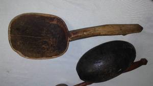 lot 217 image: Antique and Vintage wood items.