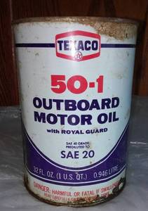 lot 336 image: Texaco motor oil 50-1 Out Board motor oil. Vintage Metal Quart