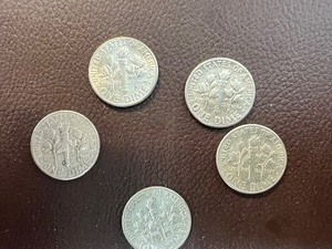 LOT OF 5 SILVER ROOSEVELT DIMES