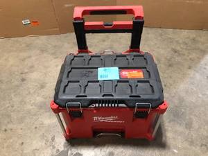 Milwaukee PACKOUT 22 in. Rolling Tool Box Customer Returns See Pictures