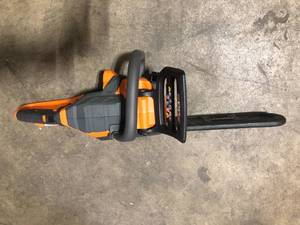 RIDGID 18V Brushless 12 in. Electric Battery Chainsaw (Tool Only) Customer returns See Pictures