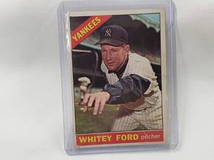 lot 124 image: Whitey Ford 1966 Topps #160
