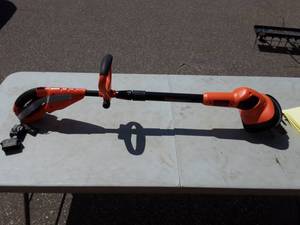 Black & Decker Battery Powered Tiller