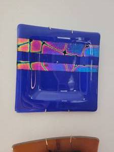 lot 35 image: Art-Glass Dcor Plates