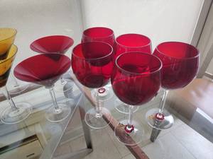 lot 234 image: Martini Glasses Bundle