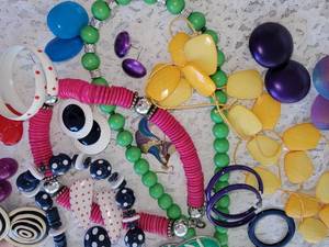 lot 314 image: Color Pop Jewelery Collection