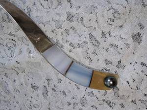 lot 308 image: Sterling Silver Collar Necklace Inlaid with Abalone