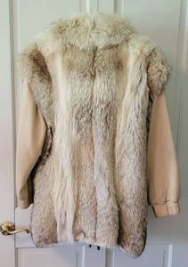 lot 67 image: Coyote & Deer Skin Fur JacketVest  Ladies