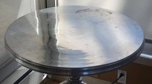 lot 16 image: Chic Mark Suess Polished Metal Finish Accent Table