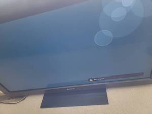 lot 211 image: Sony 40 LCD 1080p HDTV KDL-40EX401