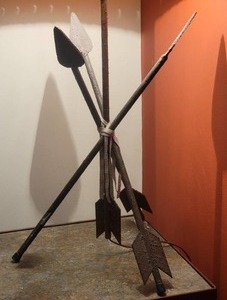lot 92C image: Arrow Crossing Texas Mission Metal Sculpture Table Lamp