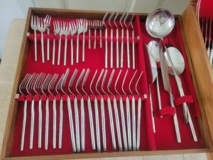 lot 228 image: Stunning Modern Silverware Service for 12