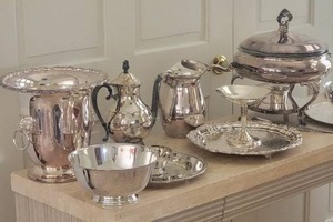 lot 226 image: Sparkling Silver Plated Serviceware Collection