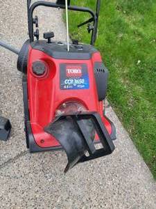 lot 339 image: Toro CCR 3650 Electric Start Snowblower