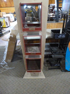 lot 21 image: Gallo Family Display Stand
