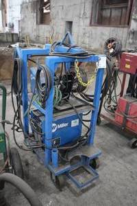 lot 522 image: Miller XMT 304 Cyber Welder with Cart