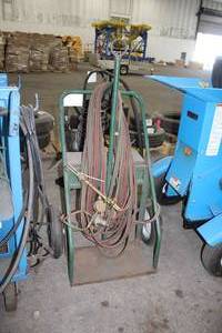 lot 526 image: Happler Welding Cart with Torch and Hoses