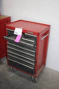 lot 546 image: Craftsman 11-drawer Rolling Tool Cabinet