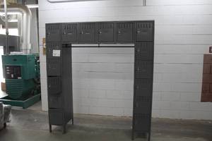 lot 547 image: 9-door Locker Unit
