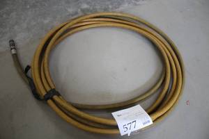 lot 577 image: 500-PSI 12 Multi-Purpose Air Hose