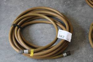 lot 582 image: 34 Multi-Purpose Air Hose