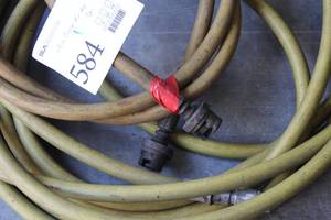lot 584 image: 12 Multi-Purpose Air Hose