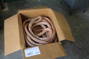 lot 587 image: Rope 157x1-12