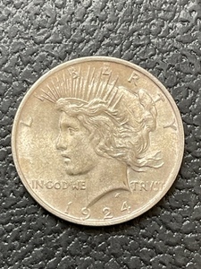 lot 1 image: 1924 Peace Dollar