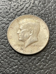 lot 40 image: 1964-D Kennedy Half Dollar