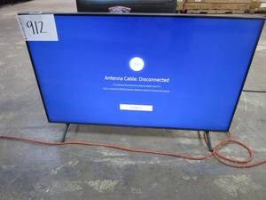 lot 912 image: Samsung - 43 Class 7 Series LED 4K UHD Smart TV Model UN43TU7000FXZA