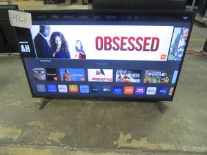 lot 921 image: VIZIO 55-Inch V-Series 4K UHD LED HDR Smart TV with Apple AirPlay and Chromecast Built-in, Dolby Vision, HDR10, HDMI 2.1, Auto Game Mode and Low Latency Gaming, V555-J01, 2021 Model (SCRATCH)