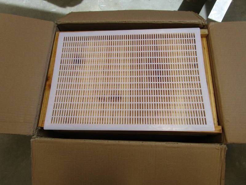 Beehive Starter Kit 8-Frame Bee Boxes and Frames Starter Kit Wax Coated Bee Hives and Supplies Starter Kit Including Beekeepig Tools Kit with Beekeeping Veil (OPEN BOX)