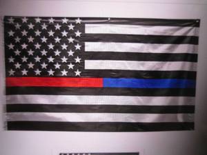 (EC1) 3 ft x 5 ft Red and Blue Line...