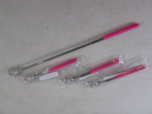 (EC1) 4 Skull Hand Telescoping Back...