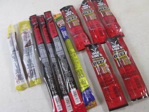 (B-1) Assorted Snack Sticks Past Da...