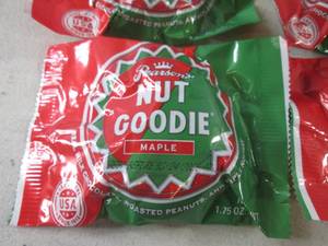 (B-3) 12 Nut Goodie Maple Past Date...