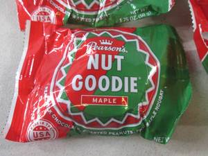 (B-3) 12 Nut Goodie Maple Past Date...