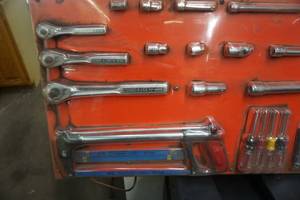 lot 9 image: Craftsman Ratchet, Drill Driver & Wrench Sets