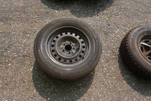 lot 25 image: 1 Michelin Symmetry Tire
